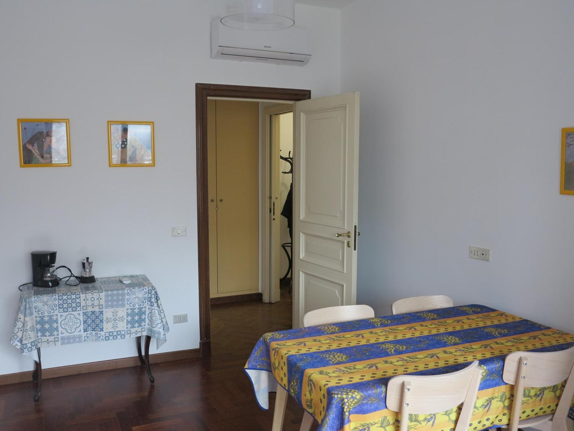 New Panoramic Apartment - Half Way Center-Vomero District Νάπολη Εξωτερικό φωτογραφία